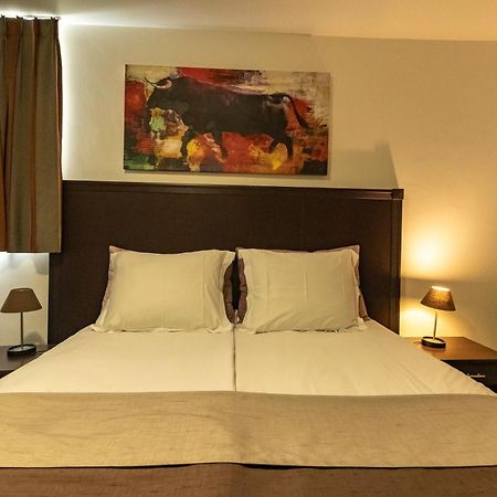 Hotel Malon Лёвен Экстерьер фото