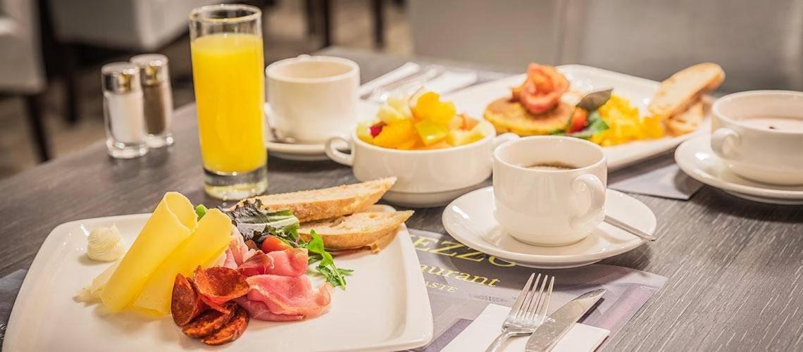 Hotel Malon Лёвен Экстерьер фото
